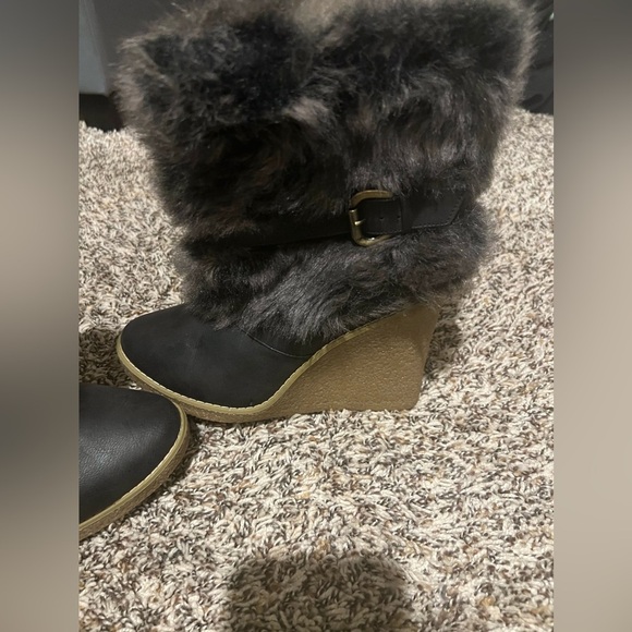 ❤️WEDGE BOOTS SIZE 7 - Picture 2 of 5